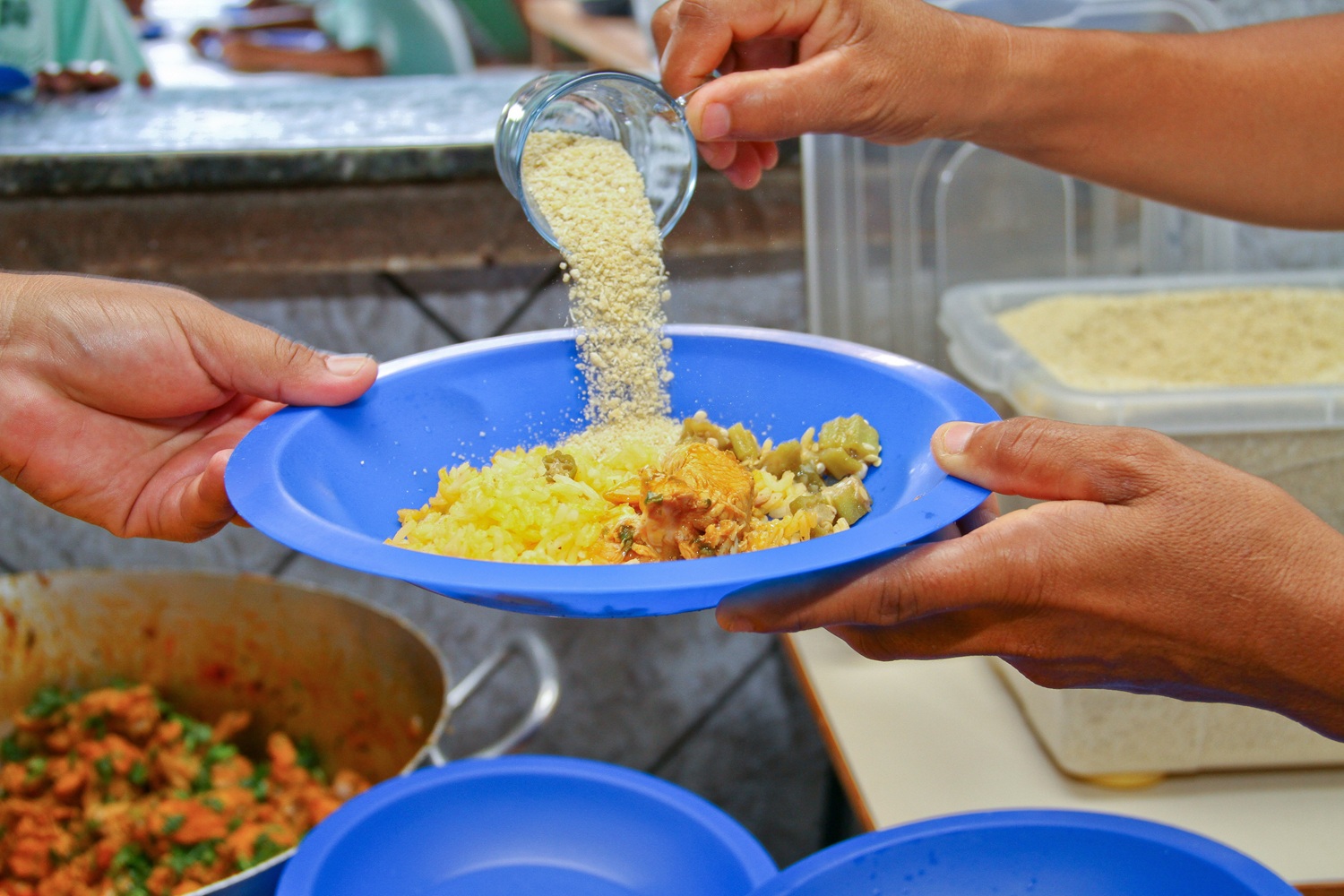 Prato de comida famílias carentes